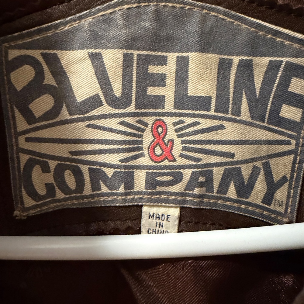Women’s Leather Bomber Jacket - Picture 3 of 5